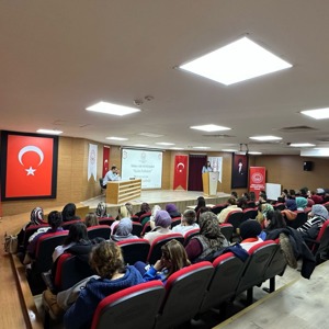  ''Güçlü  Kadınlar, Güçlü  Yarınlar'' mottosuyla  '' Kadın  İstihdamı'' konulu  söyleşi düzenlendi. - fotoğraf 7