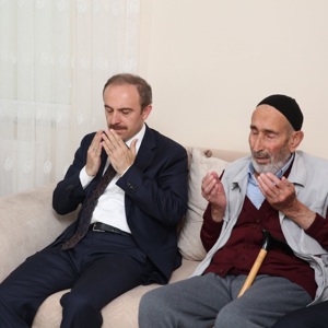 Sayın Valimiz Cüneyt EPCİM ile Birlikte 2 Şehit Ailemizi Ziyaret Ettik - fotoğraf 2