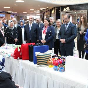 AHL PARK AVM'DE 8 MART DÜNYA KADINLAR GÜNÜ ETKİNLİĞİMİZ - fotoğraf 2
