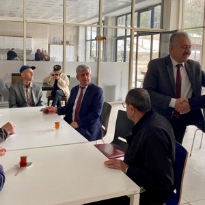 İl Müdürümüz Güldal Akşit Huzurevimizdeki Değerli Büyüklerimizle Bir Araya Geldi - fotoğraf 2