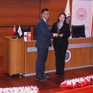 8 Mart Dünya Kadınlar Gününde Konuğumuz Rabia Birsen Göğercin ve Yılın Kadını ile Etkinliğimiz - fotoğraf 1