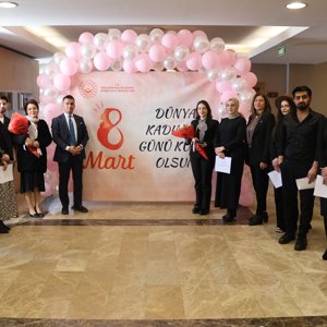 8 Mart Dünya Kadınlar Gününde Konuğumuz Rabia Birsen Göğercin ve Yılın Kadını ile Etkinliğimiz - fotoğraf 7