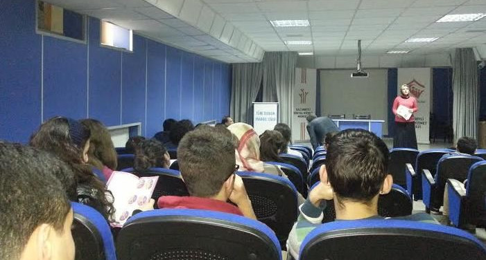 İstanbul'da Aile Eğitim Programı kapsamında "Evlilik ve Aile Hayatı" eğitimi verildi.