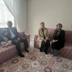 İl Müdürümüz Bilal Erdoğan, Evde Bakım Hizmetinden Yararlanan Engelli Vatandaşları Ziyaret Etti - fotoğraf 1