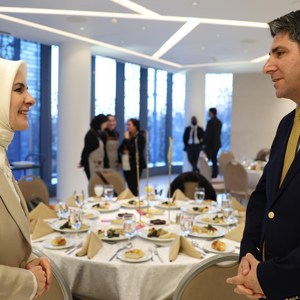 Bakanımız Göktaş: "Türkiye olarak iş hayatında güçlendiren politikalarla kadınları desteklemeye gayret ediyoruz" - fotoğraf 3