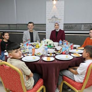 Dünya Yetimler Gününde çocuklarımızla iftarda bir araya geldik. - fotoğraf 2