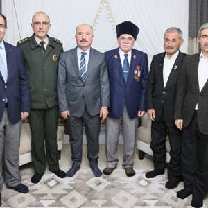 KIBRIS GAZİMİZ RAUF ÖZKAN ve AİLESİNE ZİYARETİMİZ - fotoğraf 1