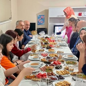 İl Müdürümüz Çocuklarımızla İftar Yemeğinde Bir Araya Geldi - fotoğraf 1