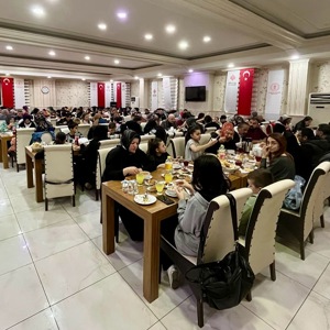 ‘Yetim Gülerse Dünya Güler’ - fotoğraf 1