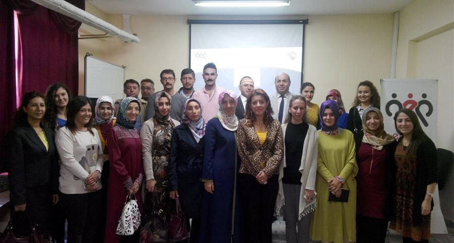 Sinop’ta bakım elemanlarına “Davranış Problemleri ve Başa Çıkma Yolları”, “Gençliğe İlk Adımlar(12-18 yaş)”  konularında eğitim verildi.