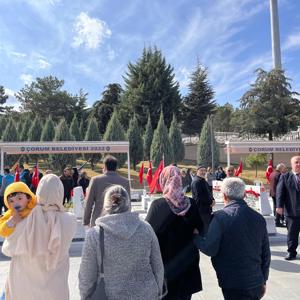 Müdürlüğümüzde Sosyal ve Ekonomik Destek Hizmetinden Yararlanan Ailelerimiz ile Şehitlik Ziyaretimiz - fotoğraf 1