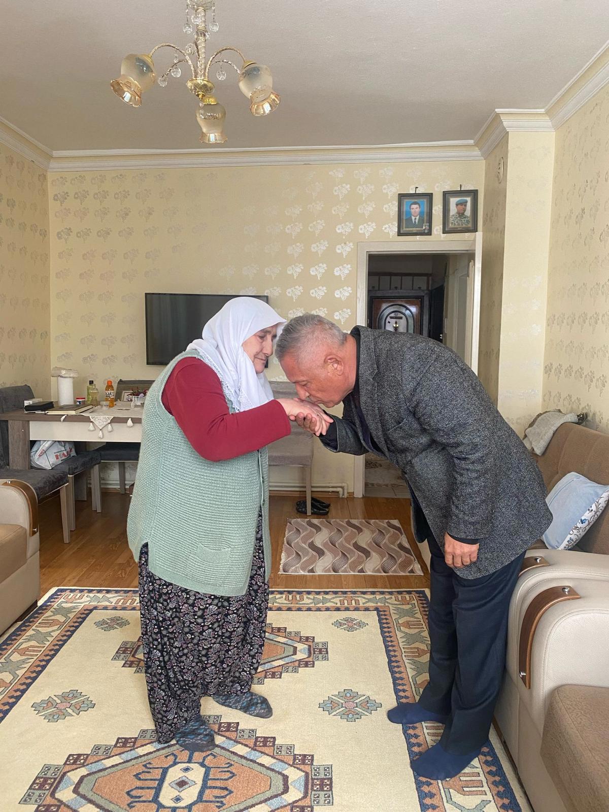 Aile Yılında Şehit Ailelerimize Ahde Vefa Ziyaretleri - fotoğraf 6