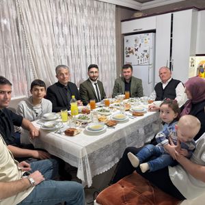 4 Kuşak Bir Arada, İftar Sofrasının Bereketiyle… - fotoğraf 1