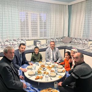 Dört Kuşak Tek Çatı Altında: Geçmişten Geleceğe Uzanan Sevgi Bağı -YANARDAĞ Ailesi- - fotoğraf 3