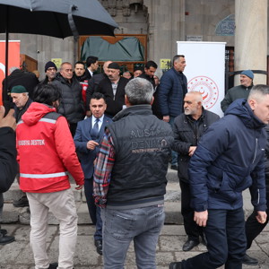 2025 Aile Yılı kapsamında, 18 Mart Çanakkale Zaferi ve Şehitleri Anma Günü Dolayısıyla Lalapaşa Camii'nde Öğle Namazı Sonrası Mevlid-i Şerif Programı - fotoğraf 4