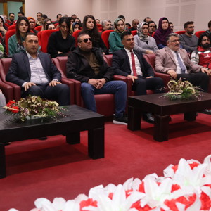 2025 Aile Yılı kapsamında, Bakanımız Sayın Mahinur Özdemir GÖKTAŞ’ın selamlarıyla Erzurum Aile ve Sosyal Hizmetler İl Müdürümüz, Gazimiz Sedat AKTAŞ’a akıllı baston takdim ettik. - fotoğraf 4