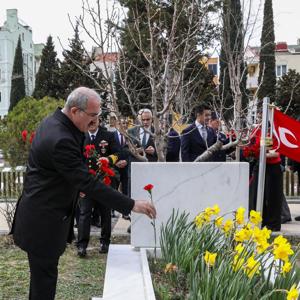 Hastane Bayırı Şehitliği Anma Programı - fotoğraf 1