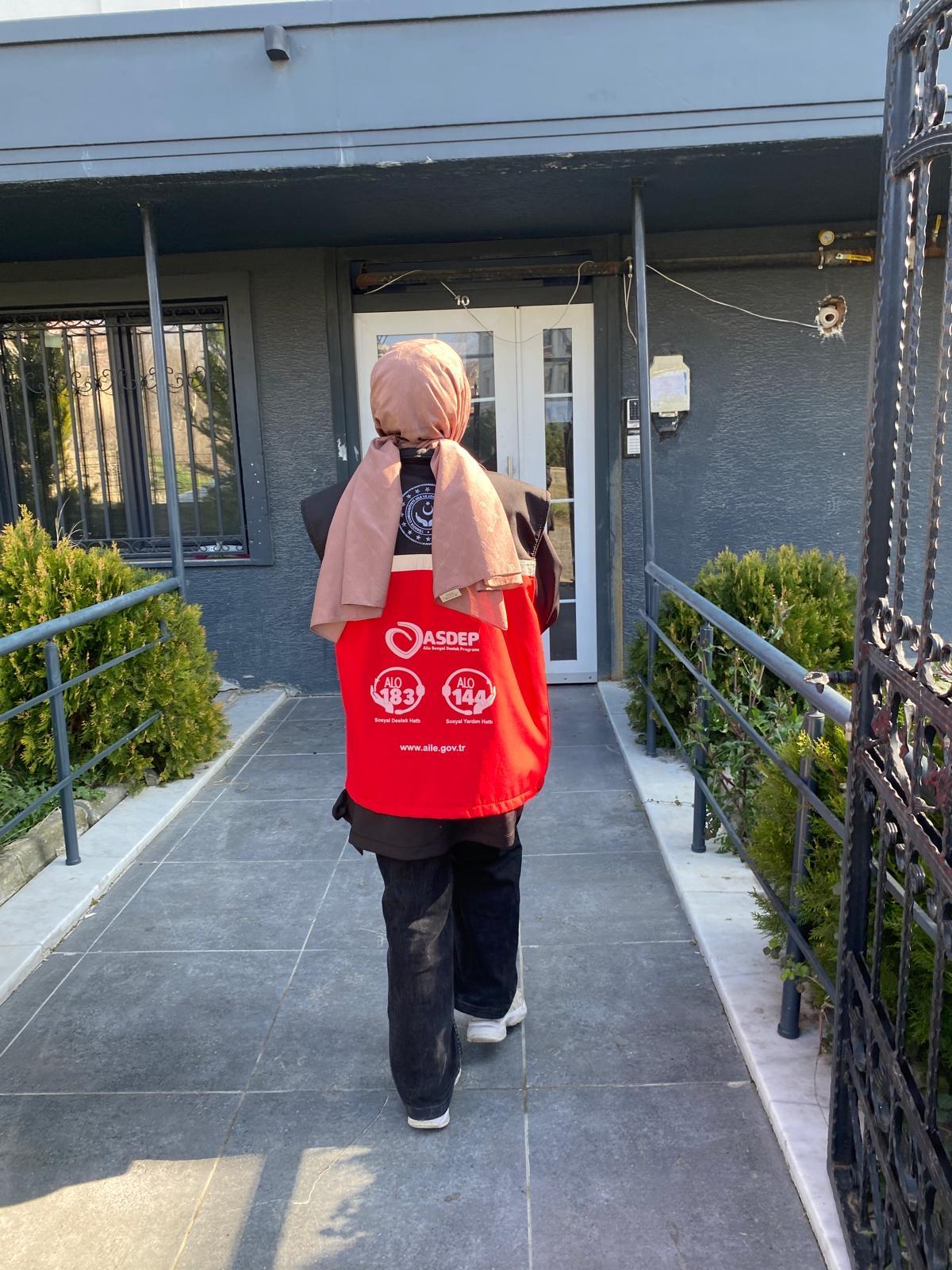 İl Müdürlüğümüze bağlı Sosyal Hizmet Merkezlerimiz tarafından İl genelinde Aile Sosyal Destek Programı (ASDEP) kapsamında ziyaretlerimiz devam ediyor. 