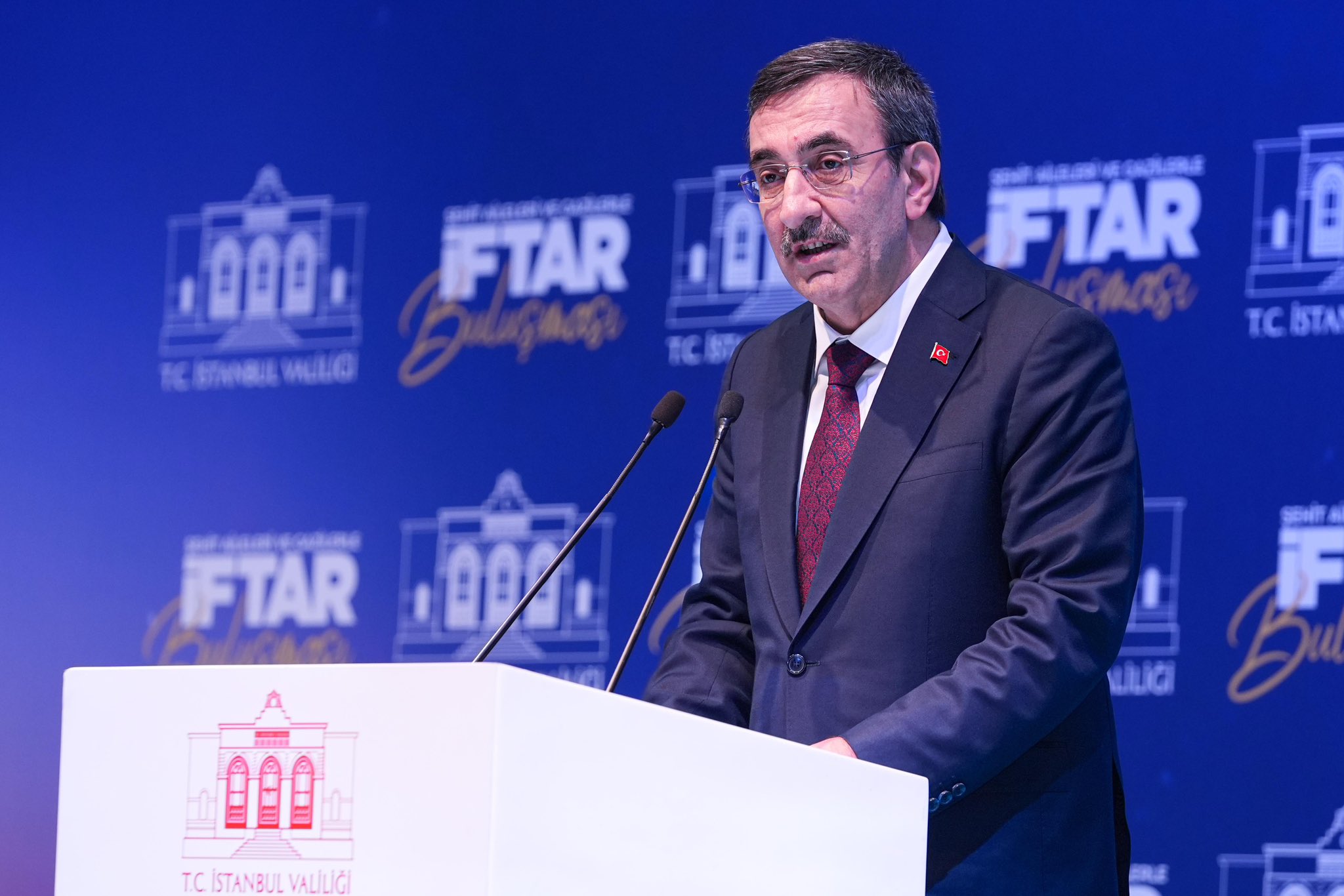 Valiliğimiz tarafından 18 Mart Şehitleri Anma Günü ve Çanakkale Zaferi’nin 110. yıl dönümü dolayısıyla, Şehitlerimizin kıymetli aileleri ve Gazilerimiz onuruna iftar düzenlenmiştir. 