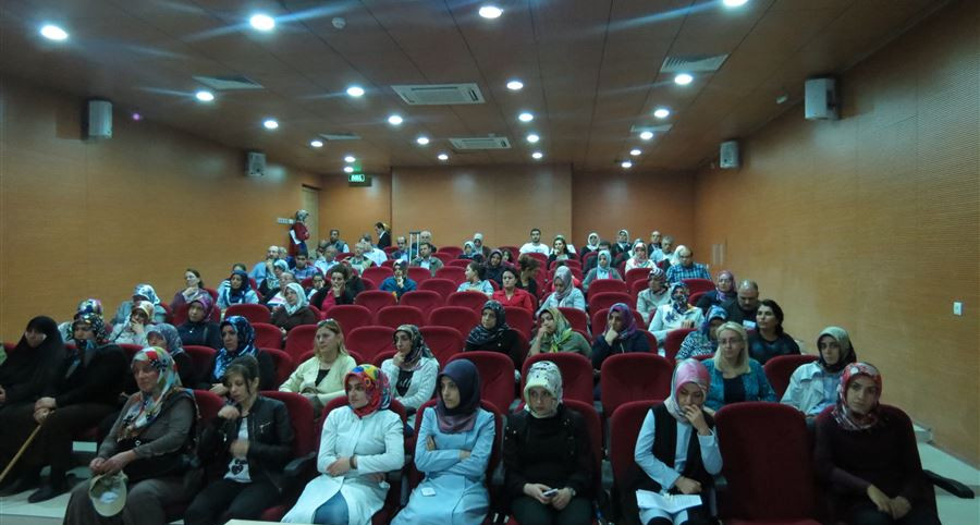Elazığ'da çeşitli oturumlarla toplam 164 kişiye Aile Eğitim Programı kapsamında seminerler verildi.