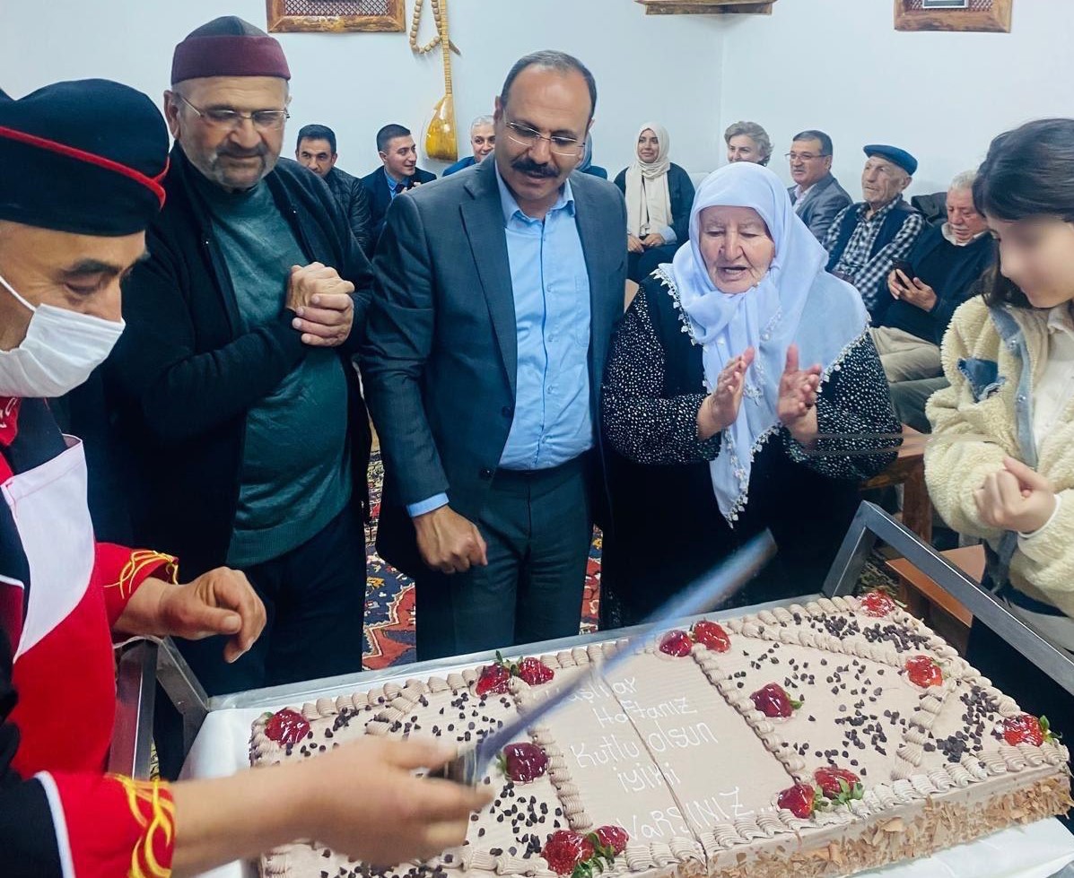 18-24 Mart Yaşlılara Saygı Haftası - fotoğraf 1