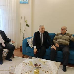 İl Müdürümüz Faruk Uysal, 2025 Aile Yılı Kapsamında Ramazan Ayı Vesilesiyle İnegöl İlçesinde Hane Ziyaretleri Gerçekleştirdi - fotoğraf 1