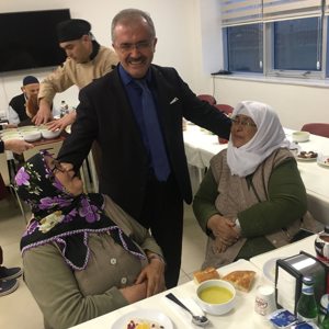 Vefa ve Bereket Sofrada Buluştu: İl Müdürümüz Bilal Erdoğan Huzurevi Sakinleriyle İftarda Bir Araya Geldi - fotoğraf 3