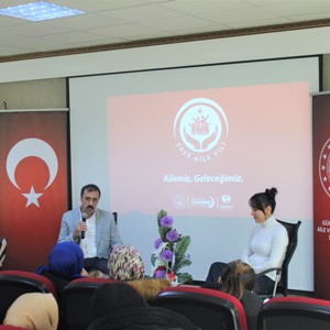 Gümüşhane’de "Kadın İstihdamı" Konulu Söyleşi Düzenlendi! - fotoğraf 2