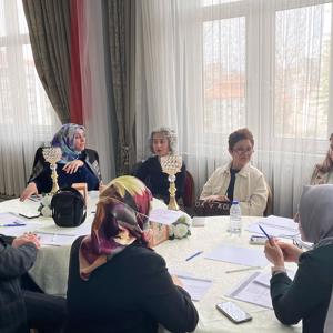 Ailenin Korunması ve Güçlendirilmesi Eylem Planı kapsamında "Aile Çalıştayı" gerçekleştirildi. - fotoğraf 7