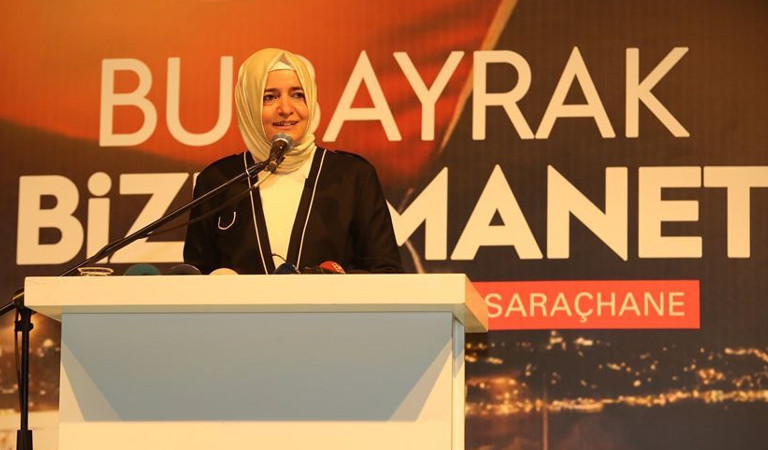 ''15 Temmuz'da halkın gücünün, tankın gücünü yendiğini tüm dünyaya gösterdik"