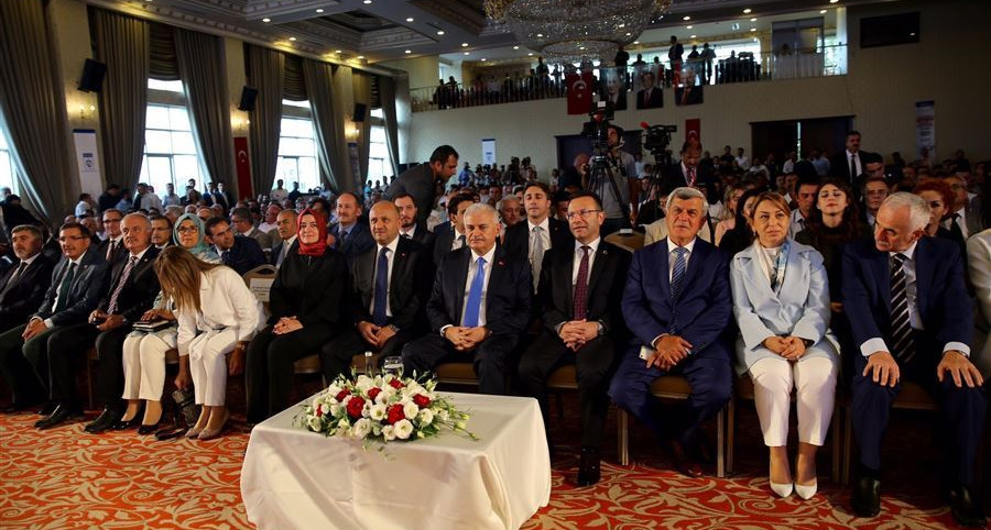 ''Türkiye, vatandaşlarına deprem sonrası yardım uzatmaktan aciz olan bir anlayıştan bugün depreme öncesinden hazırlık yapan bir yönetime ulaştı''