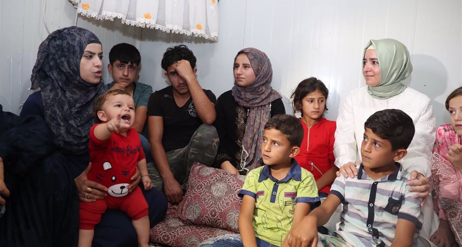 ''Türkiye, hiç kimseyi kapısından geri çevirmemiştir. Hiçbir mazlumu silahların, kurşunların, bombaların acımasızlığına terk etmedik"