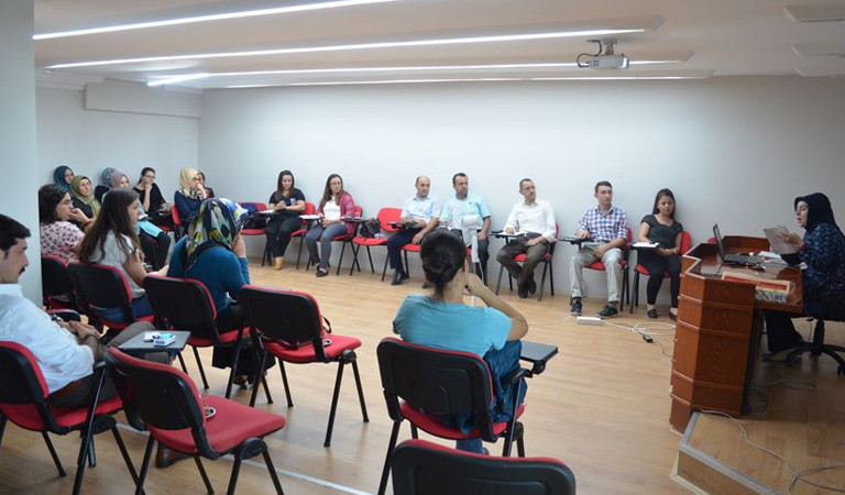 Afyonkarahisar’da Aile Eğitim Programı (AEP) kapsamında eğitici eğitimi gerçekleştirildi.