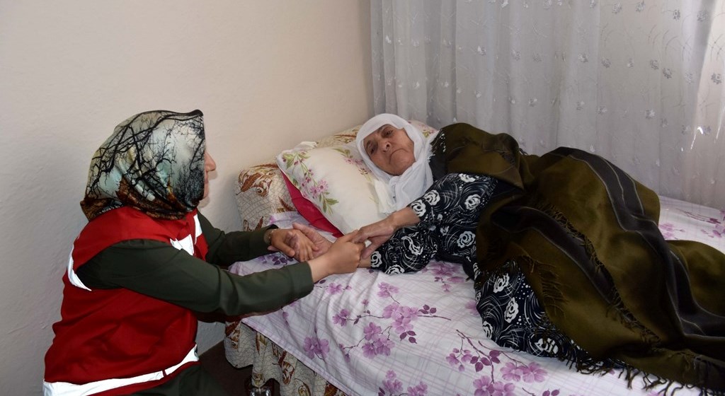 Bakanımız Göktaş: "Toplam 5,4 milyar lira Evde Bakım Yardımı ödemesini hesaplara yatırdık”