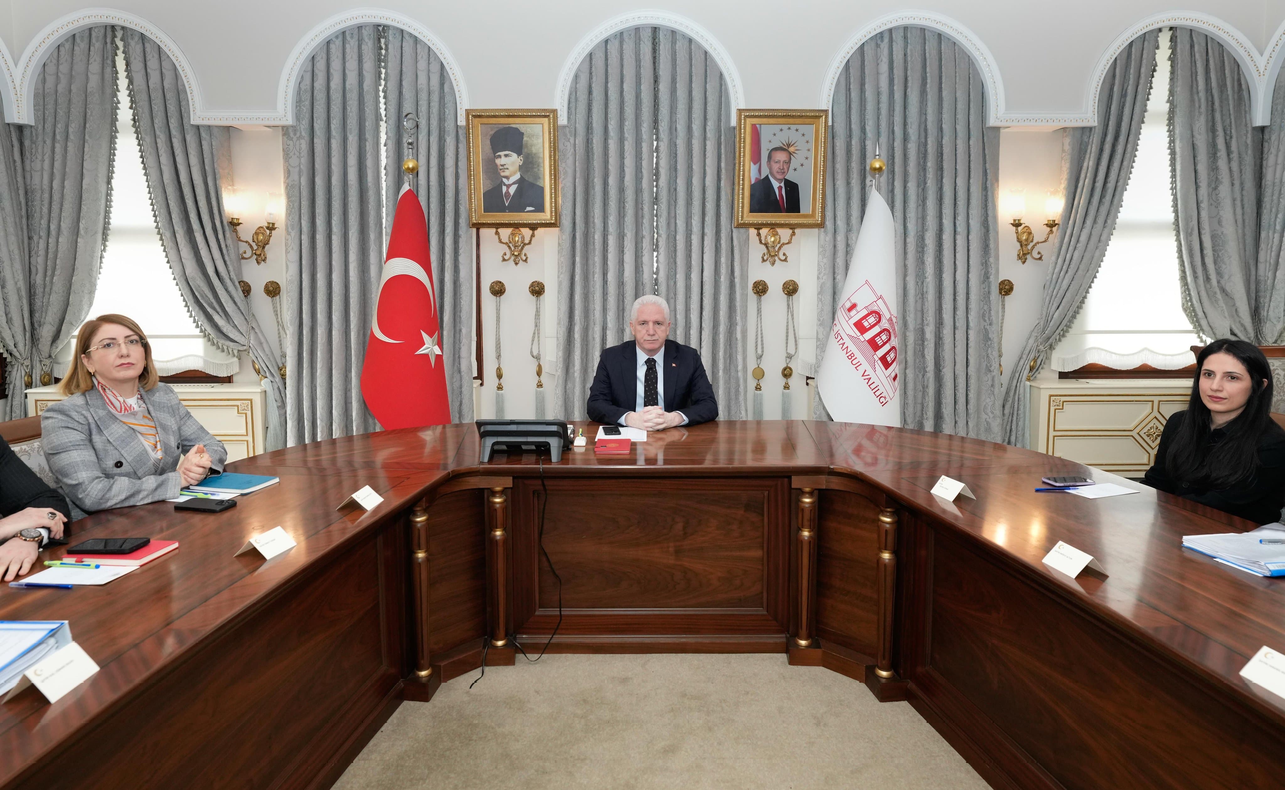 İl Müdürümüz Sn. Ömer TURAN, Valimiz Sn. Davut GÜL Başkanlığında gerçekleştirilen 5395 Çocuk Koruma Kanunu İl Koordinasyon Kurulu toplantısına katılmıştır.