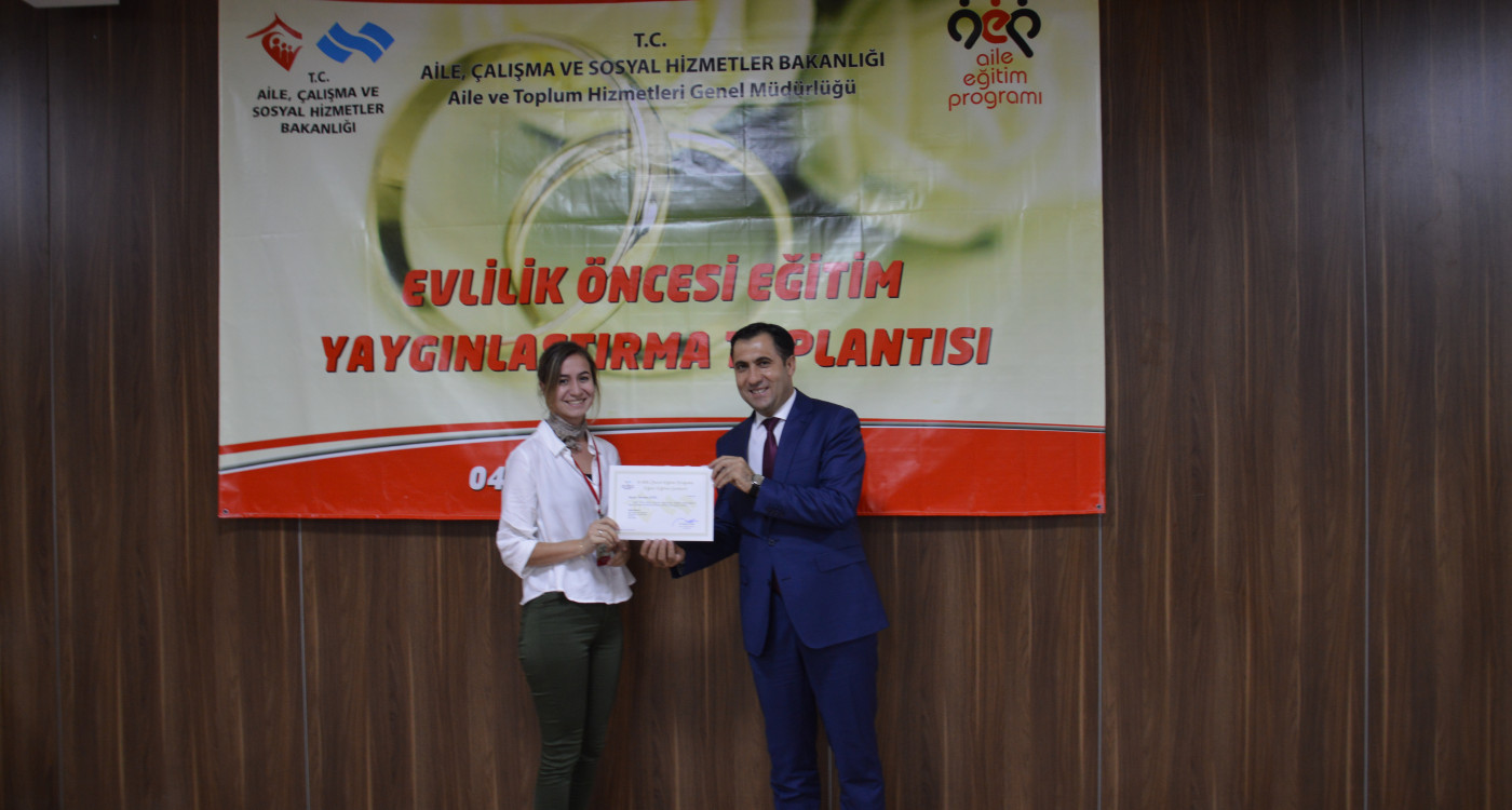 “Evlilik Öncesi Eğitim 2017-2018 Yaygınlaştırma Projesi” kapsamında Muğla’da istişare toplantısı ve eğitici eğitimi düzenlendi