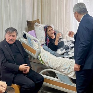 Halk Ozanı İhsan Ozanoğlu’nun Ailesine Ziyaret - fotoğraf 2