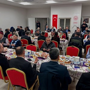 Valimiz Sayın Meftun Dallı Güldal Akşit Huzurevimizde Kıymetli Büyüklerimizle İftarda Buluştu - fotoğraf 16