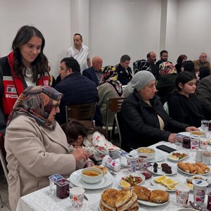 Kahramanlarımız ve Yakınları ile İftardayız - fotoğraf 6