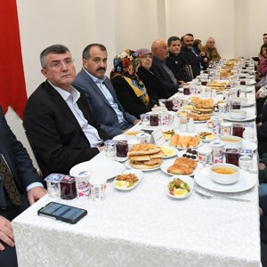Kahramanlarımız ve Yakınları ile İftardayız - fotoğraf 14