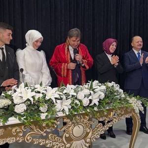 Sayın Bakanımız Zümrete ve Resul Eray Çiftinin Nikahlarına Şahitlik Ettiler - fotoğraf 4