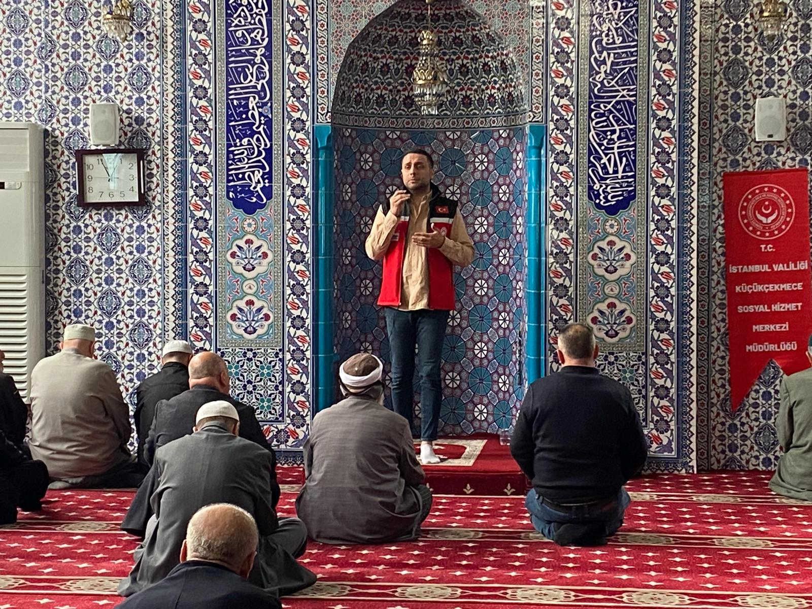 Sosyal Hizmet Merkezlerimiz tarafından ilimiz genelindeki camilerde cuma namazı öncesi koruyucu ve önceliyici hizmetlerimiz kapsamında farkındalık eğitimlerimiz devam ediyor.