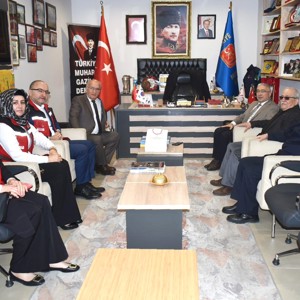 TÜMŞAD ve Muharip Gaziler Derneği’ne Bayram Ziyareti - fotoğraf 2