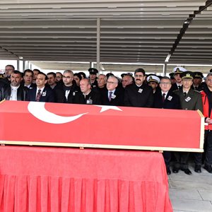 Şehidimiz Nihat İrgi, Son Yolculuğuna Uğurlandı - fotoğraf 2