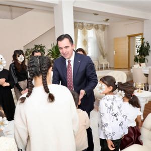 Korumamız Altındaki Çocuklarımızdan Valimiz Sayın Ahmet Karakaya’ya Bayram Ziyareti - fotoğraf 1