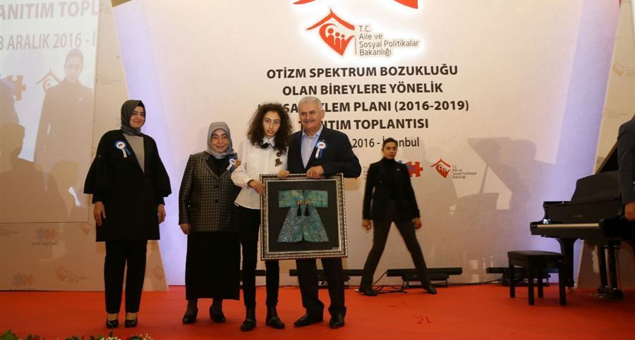 ''Engel fizikte değil, engel canda değil, engeller zihindedir. Onun için önce zihindeki engelleri kaldıracağız''