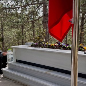 Ramazan Bayramını Vesilesiyle Aziz Şehitlerimizin Kabirlerini Ziyaret Ettik - fotoğraf 7