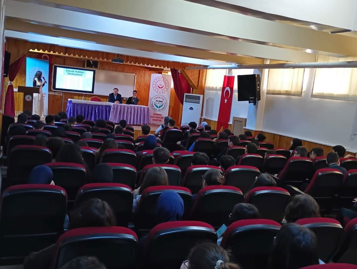 📌 2025 Aile Yılı Kapsamında Çocuklar Haklarını Öğrendi, Akranlarına Işık Oldu! - fotoğraf 3