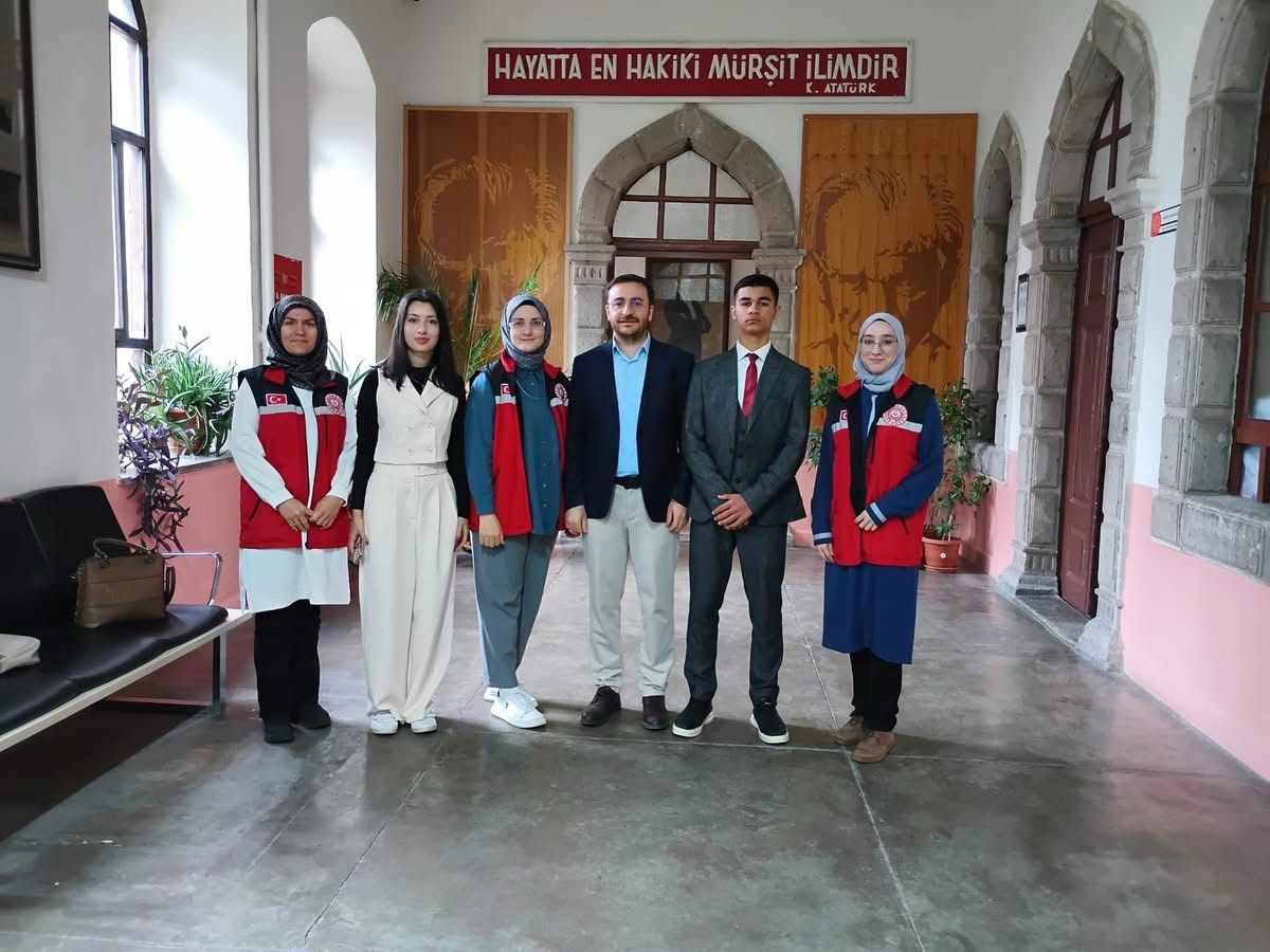📌 2025 Aile Yılı Kapsamında Çocuklar Haklarını Öğrendi, Akranlarına Işık Oldu! - fotoğraf 5