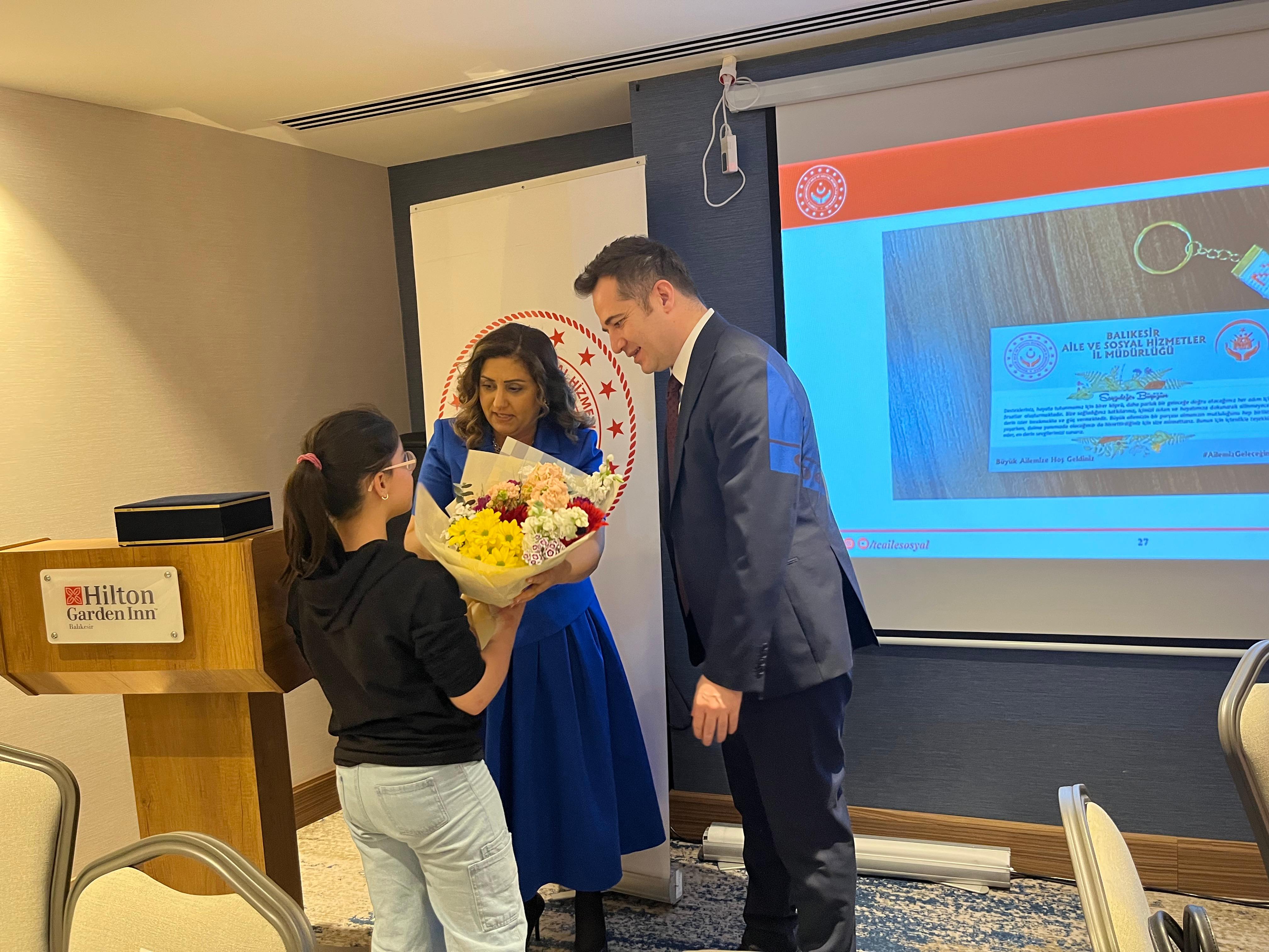 2025 #AileYılı Kapsamında Vakıflar Bankası Balıkesir Bölge Müdürlüğü İş Birliği ile Çocuklarımızla Gönül Sofralarında Buluştuk